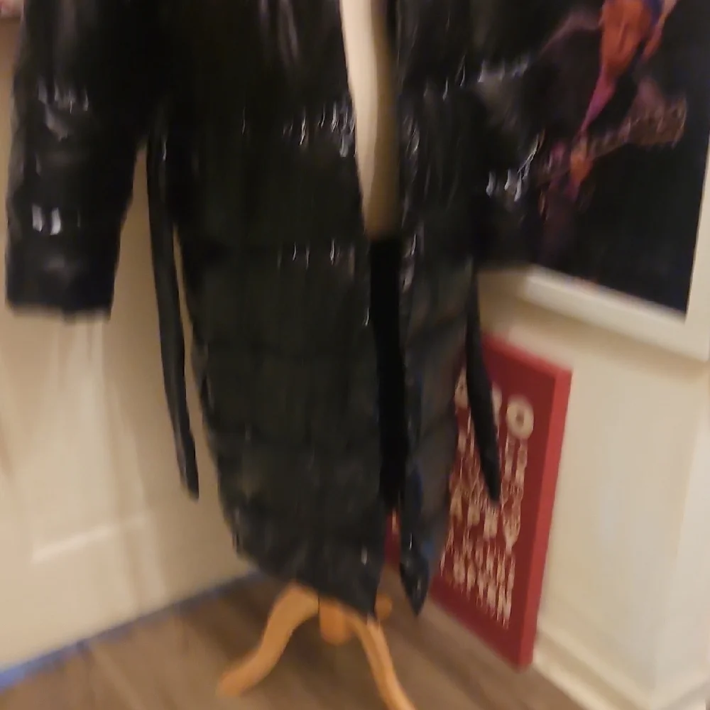 PrettyLittleThing Black High Shine Belted Maxi Coat - Gloss Finish - Picture 8 of 10